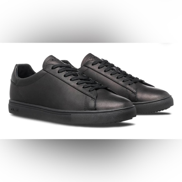 Clae Bradley Essentials Triple Black Leather low top sneaker 8.5 - Picture 2 of 7